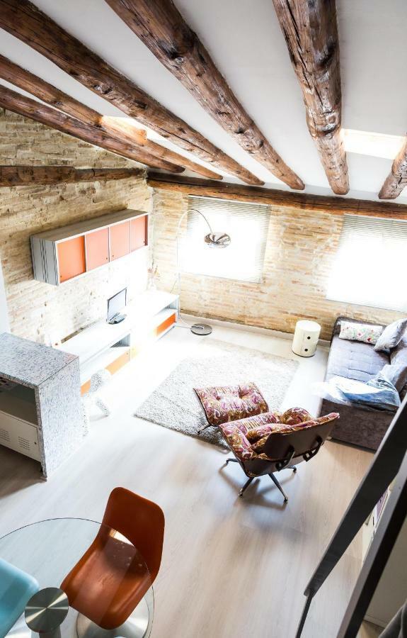 Fantastica Buhardilla Pz. Pilar Apartment Zaragoza Luaran gambar